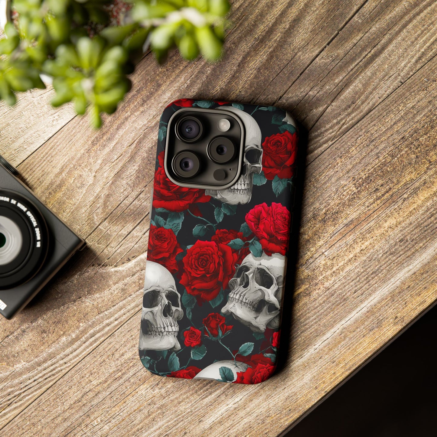 LOW STOCK Skull & Red Roses [TOUGH CASE]