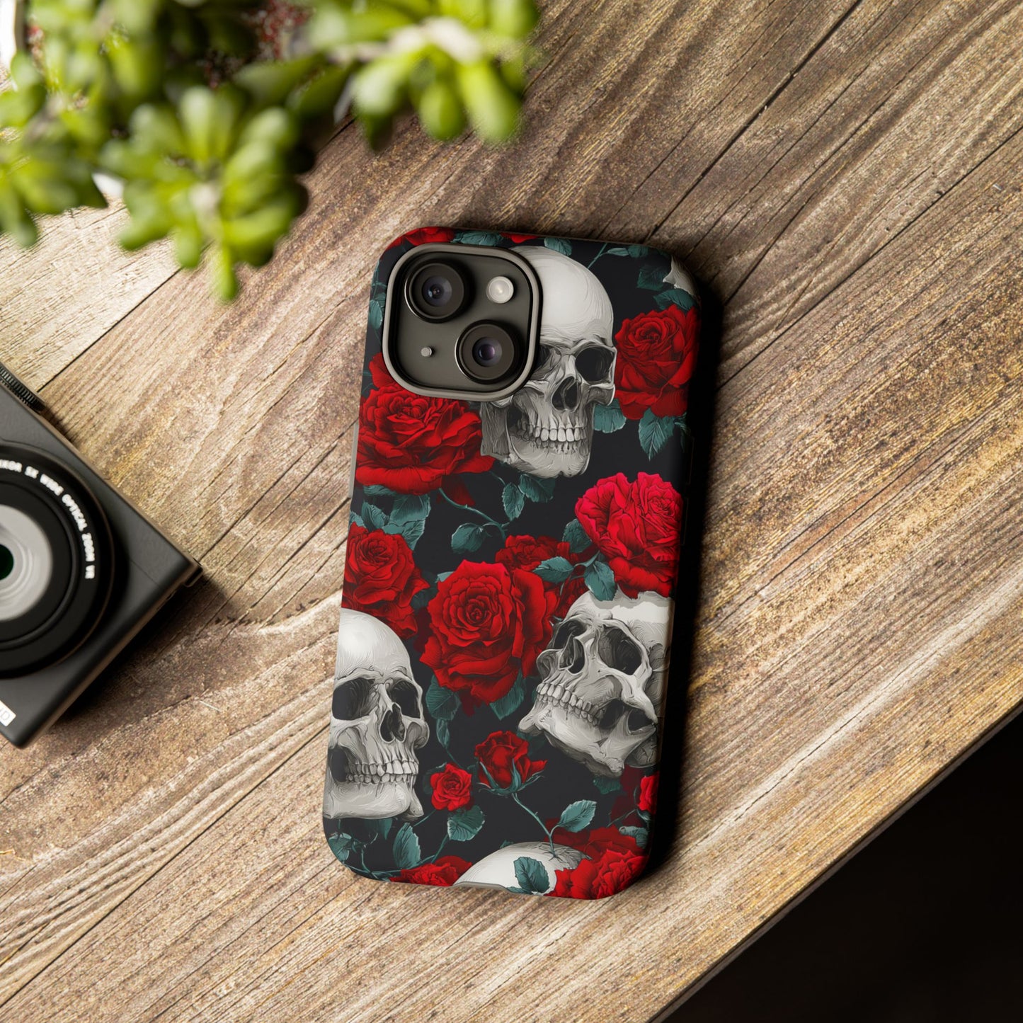 LOW STOCK Skull & Red Roses [TOUGH CASE]