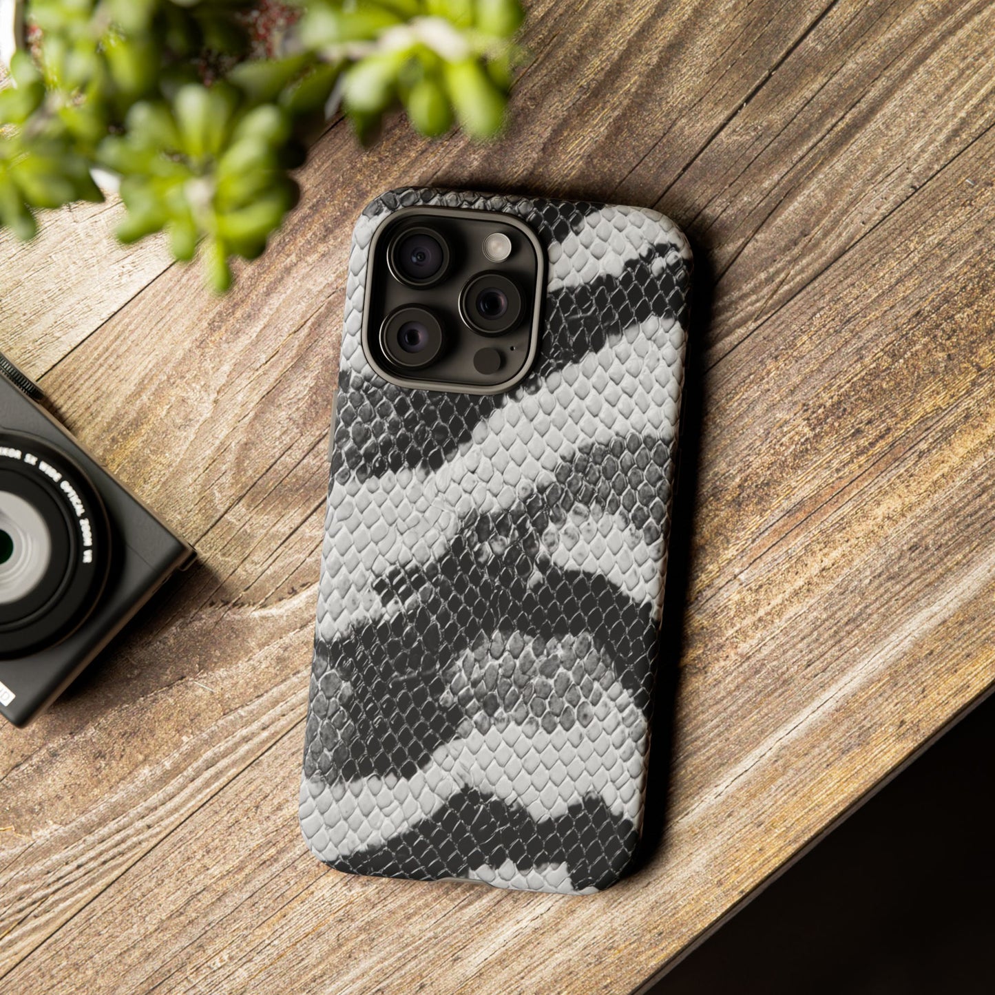 Black & White Snakeskin [TOUGH CASE]